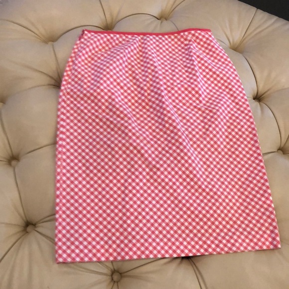 Spring skirt - Picture 2 of 4